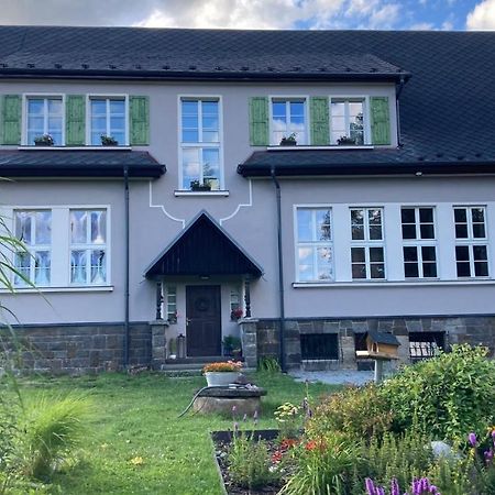 Apartmány Česká Škola Lipova (Decin) Exterior foto